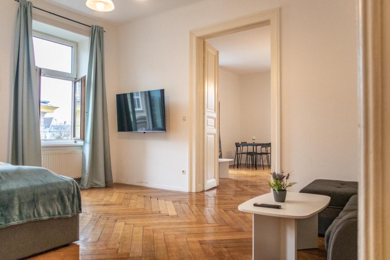 Roomy 2Br Apt. Near Akh -Perfect For Longstays Vienne Extérieur photo